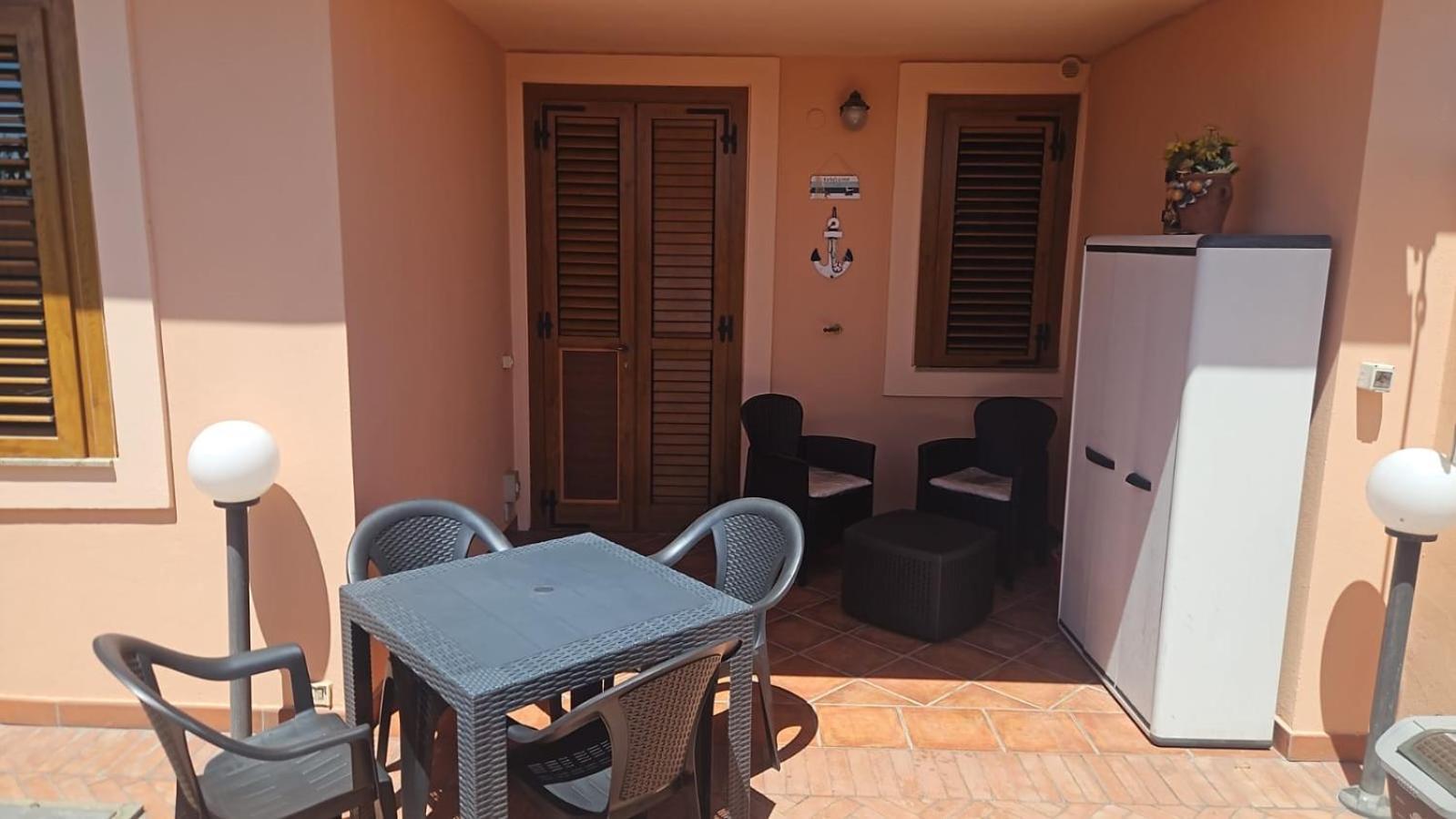Paradiso Vista Mare Retreat Messina Exterior foto